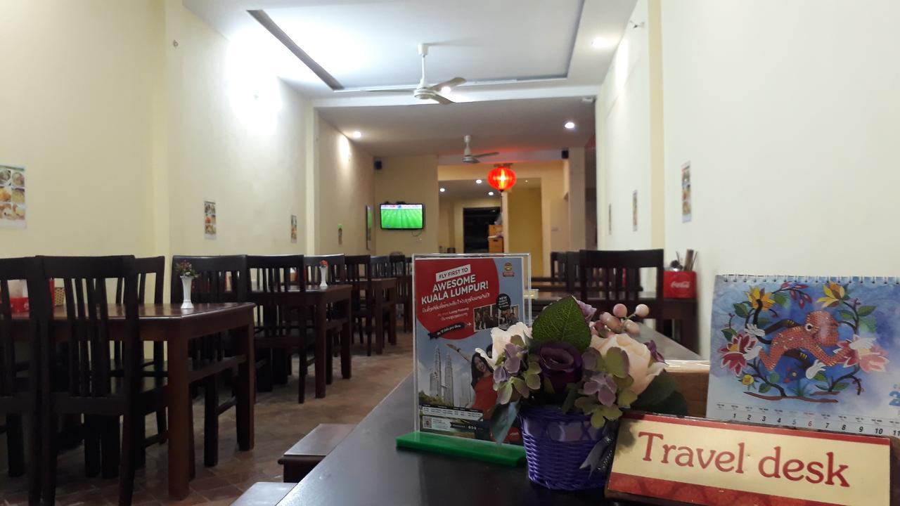 Tony Central Hostel Luang Prabang Bagian luar foto